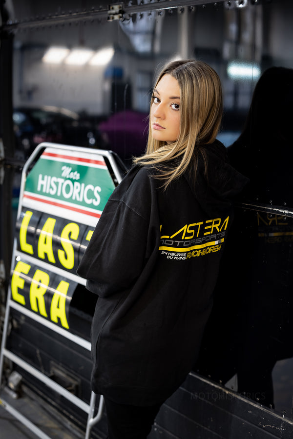 Hoodies & Outerwear